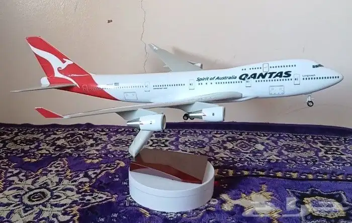 مجسم طائرة مقاس 48 سم طراز بوينج 747 مع حامل وعجلات 0