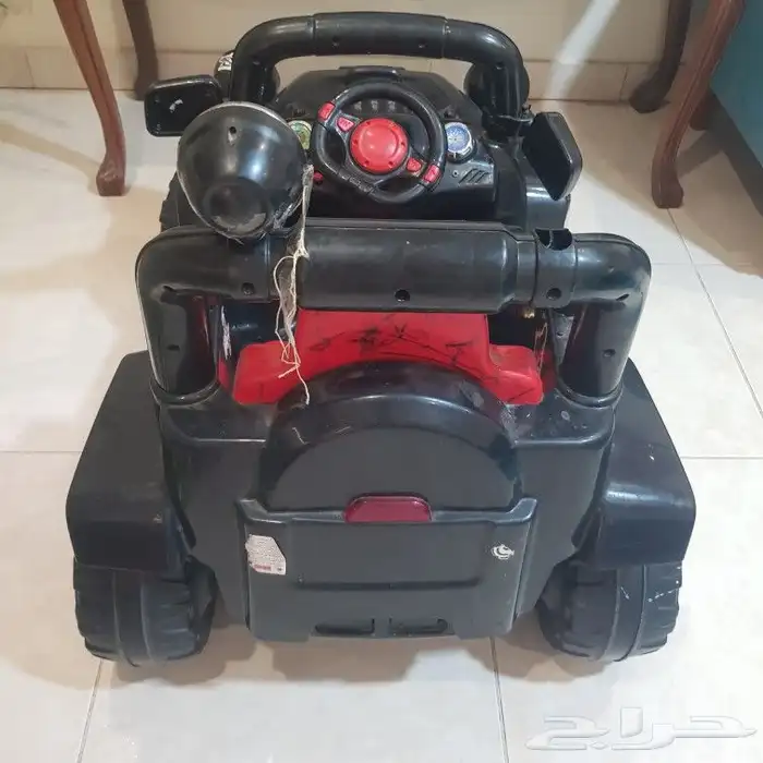 سيارة اطفال كهرب تحتاج صبانة 0