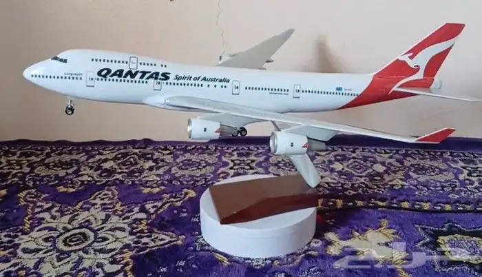 مجسم طائرة مقاس 48 سم طراز بوينج 747 مع حامل وعجلات 1