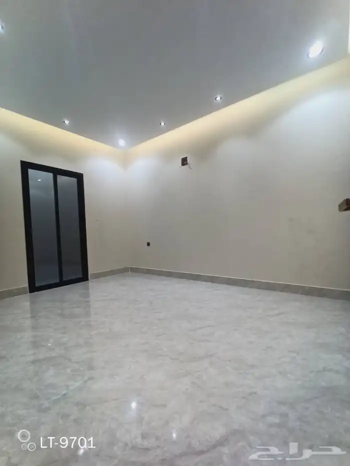 شقه للايجار بحي البيان 3