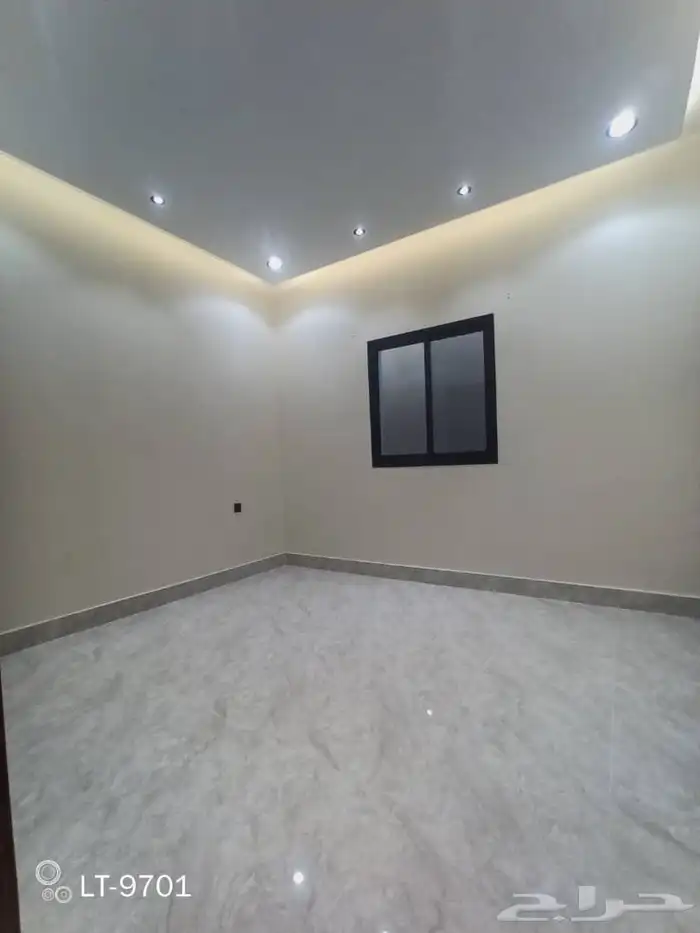 شقه للايجار بحي البيان 4