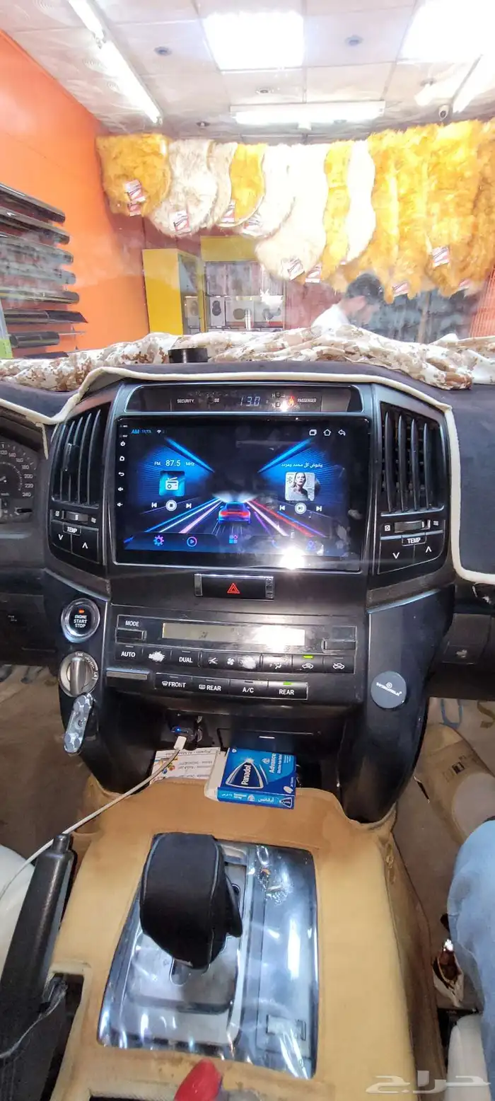 شاشه جيب لاندكروزر2013 اندرويد كاربلاي 1