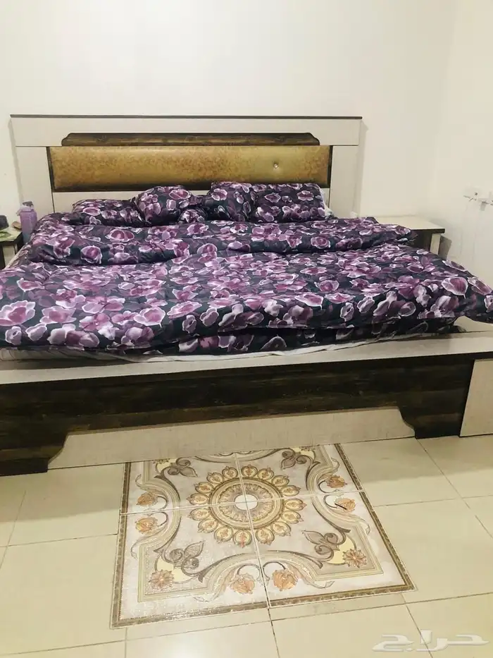 اثاث للبيع كنب وثلاجة وغرفة نوم 5