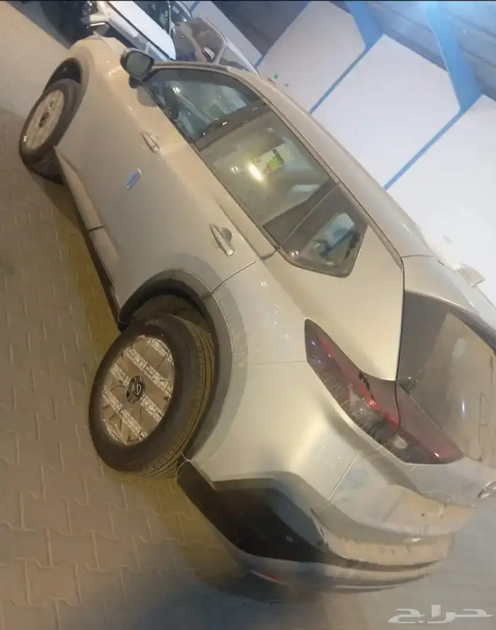 نيسان اكس تريل 7 و 5 مقاعد بدون دبل...كاش واقساط 1
