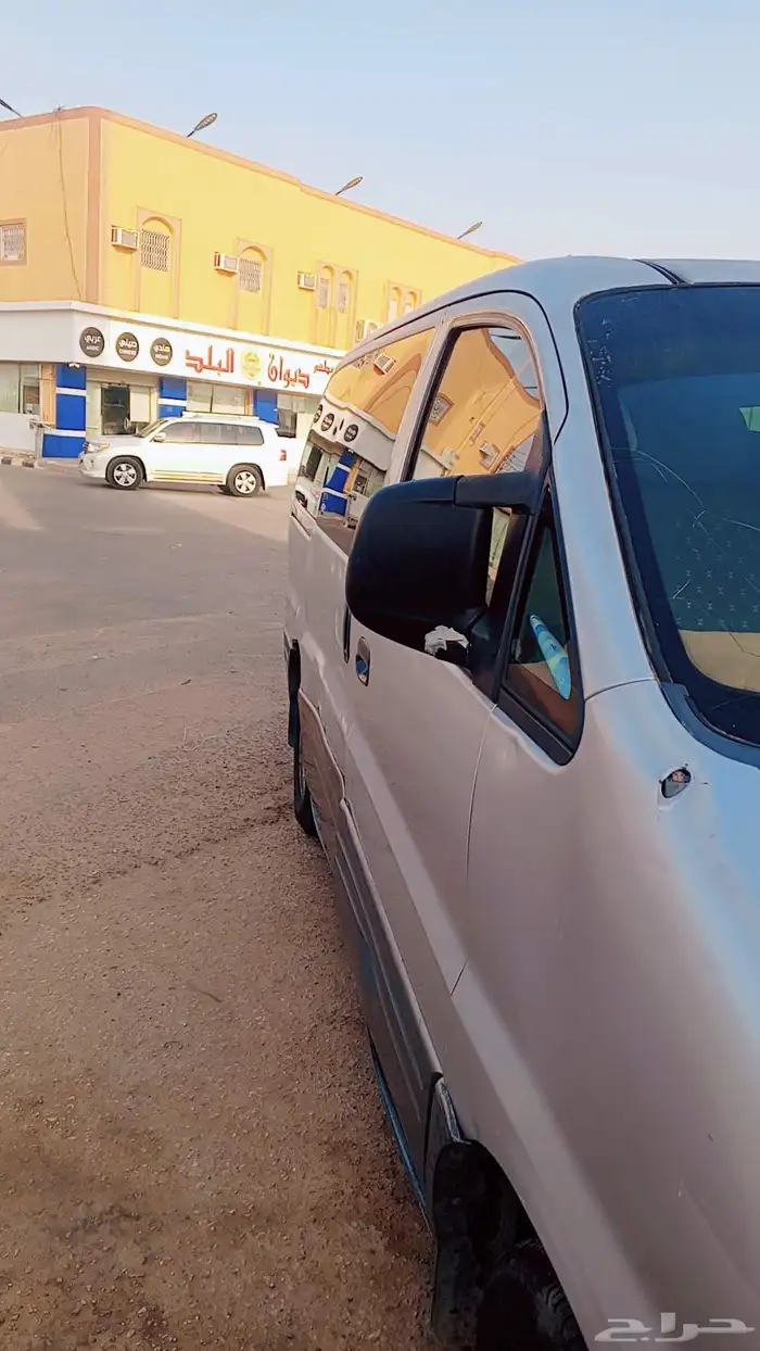 للبيع باص اتش ون H1 2003 الوقود ديزل القير عادي الممشى 350 1