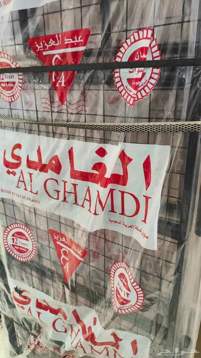 سرير حديد مراتب مفارش سرشف بطانية مخدة 39