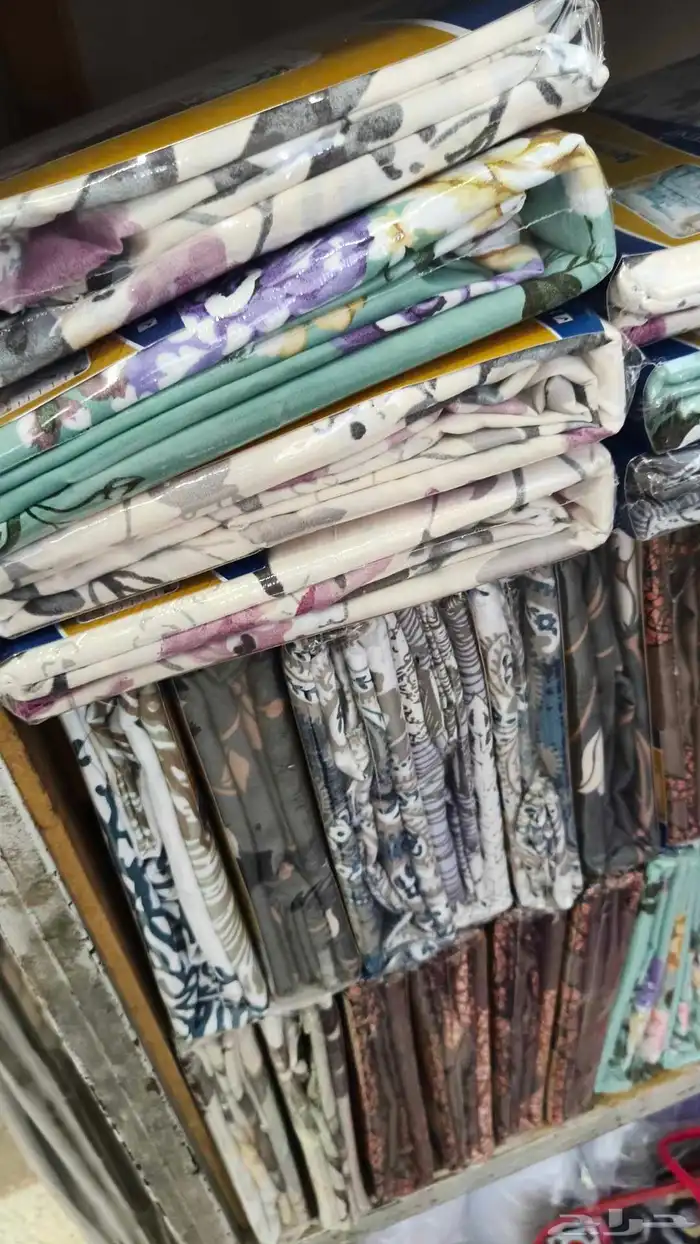 سرير حديد مراتب مفارش سرشف بطانية مخدة 38
