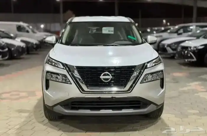 نيسان اكس تريل 7 و 5 مقاعد بدون دبل...كاش واقساط 8