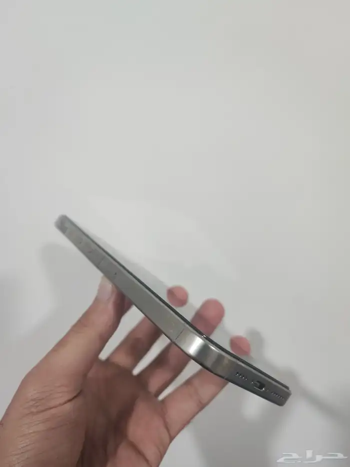 ايفون 16 برو ماكس 9