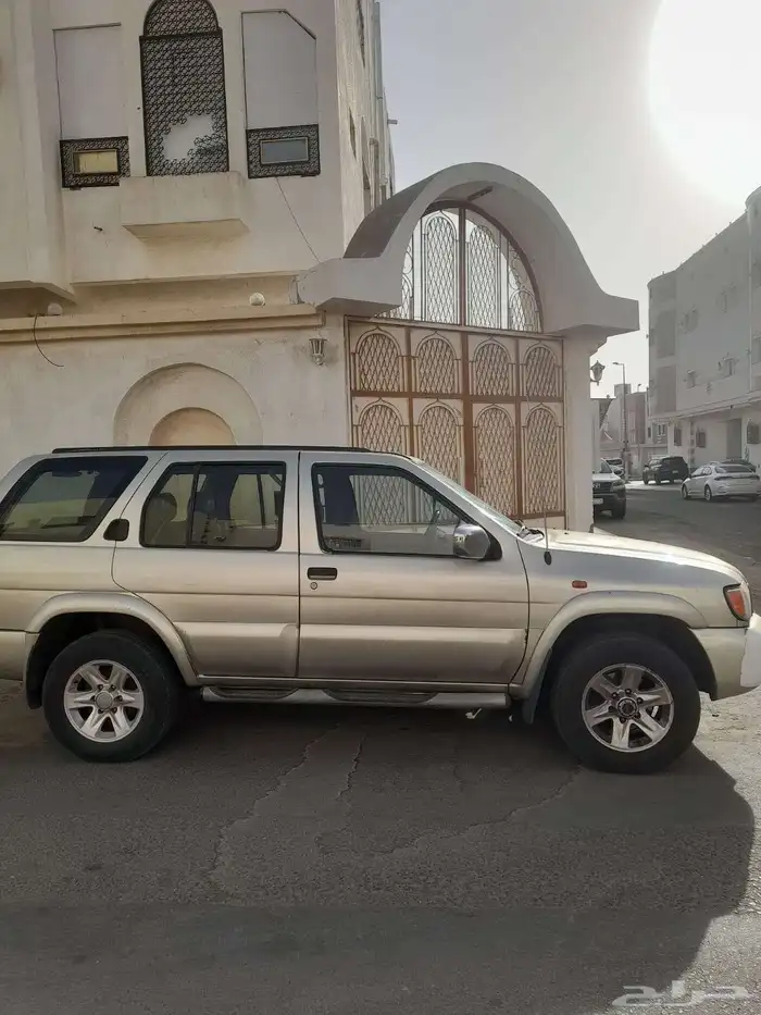 نيسان باثفندر 2