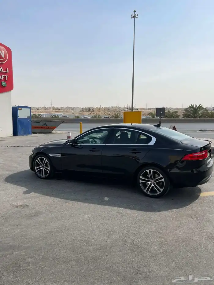 جاكوار اكس اي 2016 3