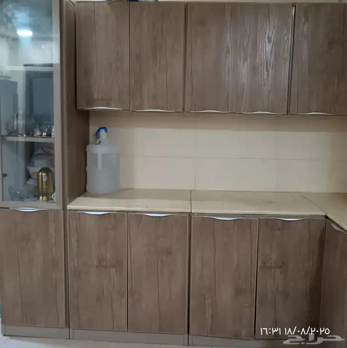 للبيع المستعجل مطبخ ومكيف 1