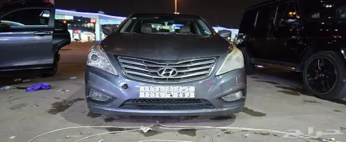 hyundai azera 2014 model.last price 23000... 3