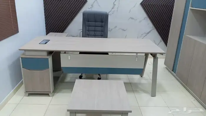 modern manager desk set and staff desks 6