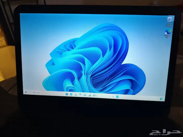 لابتوب من شركة DELL للبيع نظيف 4