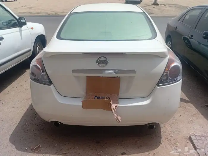 التيما موديل 2009 مجدد الفحص باقي اسبوع الحاله جيدجدا 7