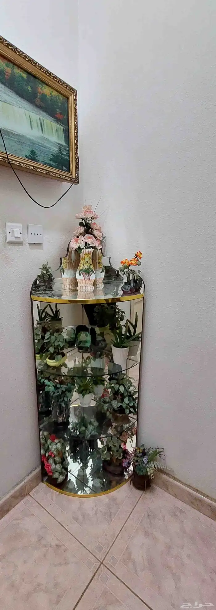 زاوية زجاجية ديكور 0