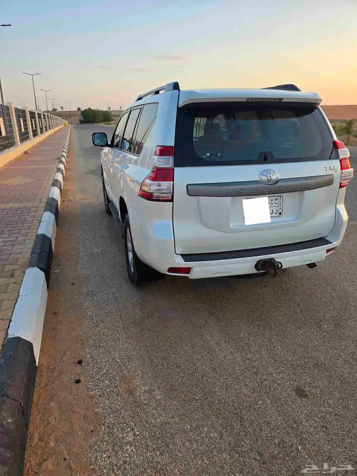 برادو V6 نظيف ممشى قليل 4