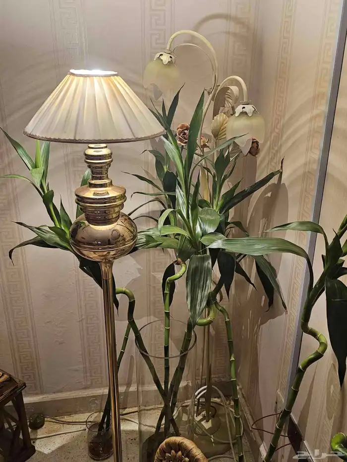 اباجورة عامود ايطالية 2