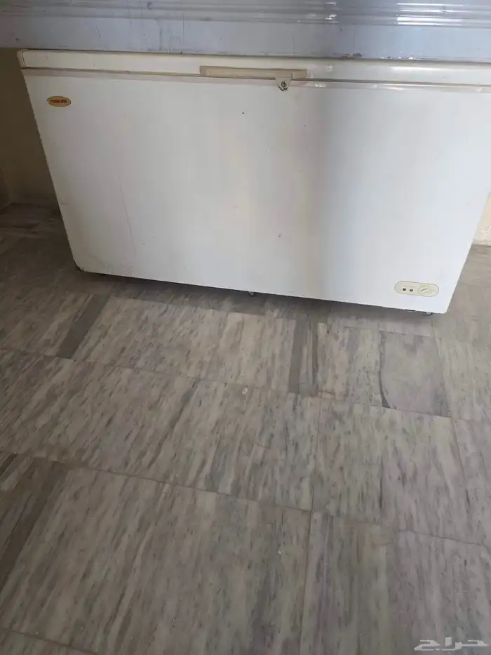 معدات مطعم للبيع ثلاجات وفريزر ومجلى مترين ومكينة شاورما 2