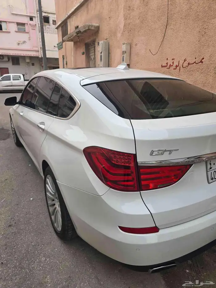BMW 550i بحاله ممتازه وشرط المحركات والبديمرشوش كامل تجميلي 3