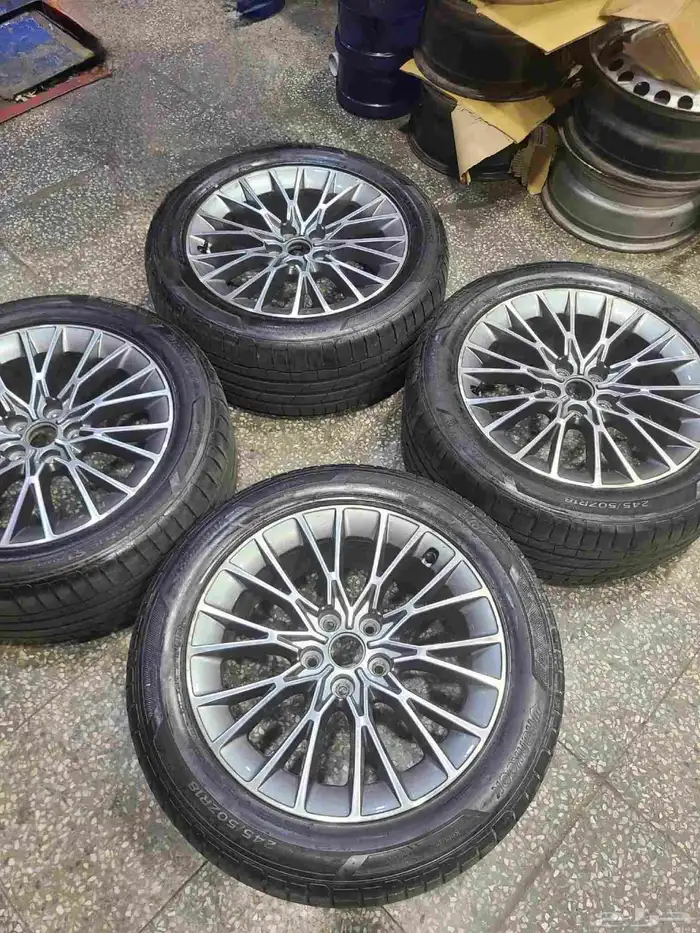 جنوط جينيسس كروم وكالة 2024 مقاس 18 مع كفراتها 4