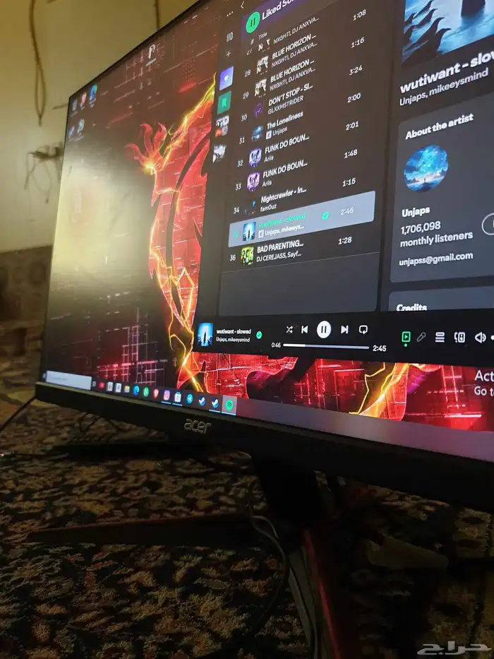 بي سي قيمنق مع شاشة قيمنق للبدل بلابتوب قيمنق او ماك بوك 1