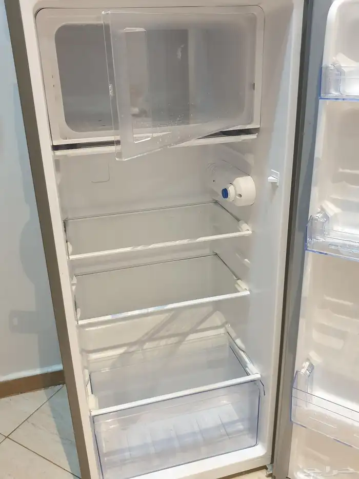 ثلاجة للبيع 2