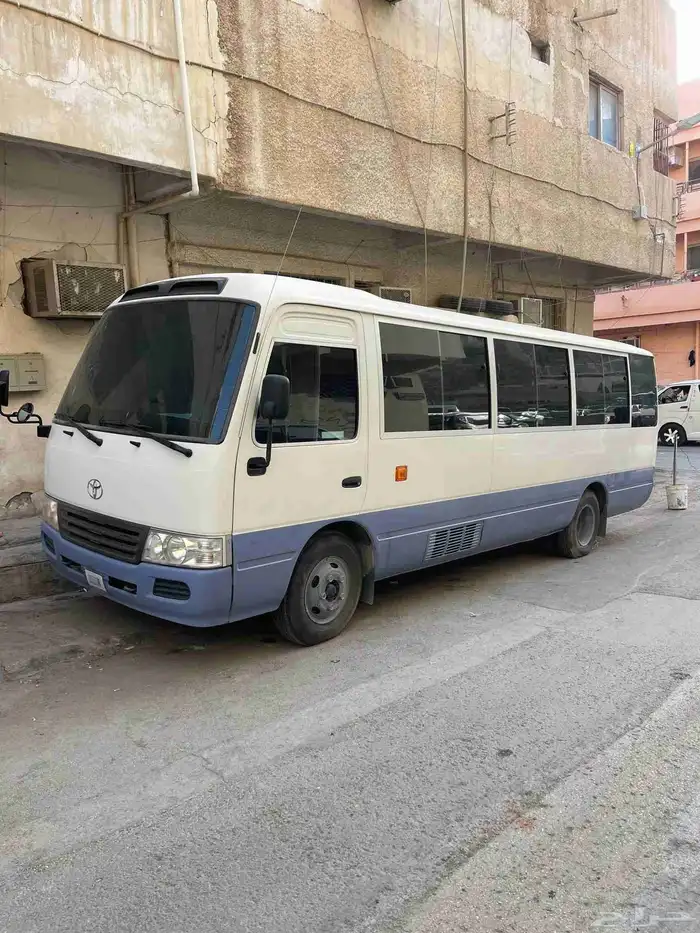 bus for raint 4