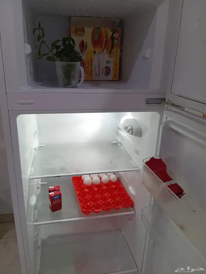 ثلاجه ماركة سرين استخدام 4 أشهر شبه جديده 1