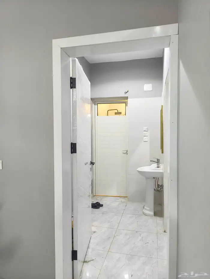 تفصيل ابواب خشب بجميع انواعها جيزان بيش العزامة الشارع العام 2