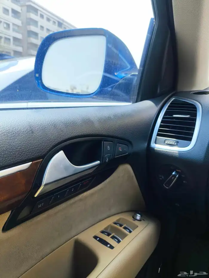 اودي Q7 8