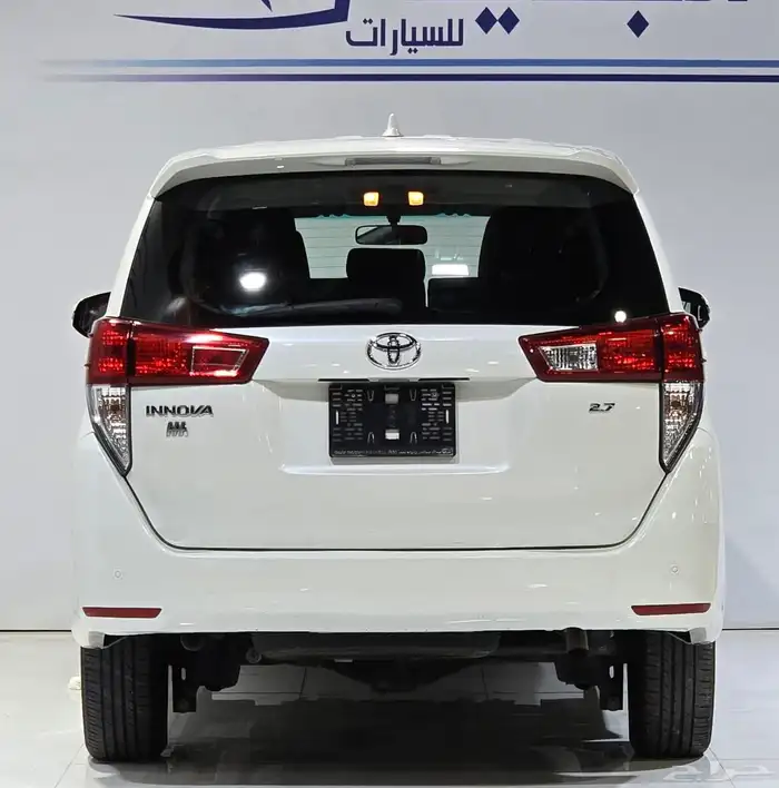 تايوتا انوفا 2022 4