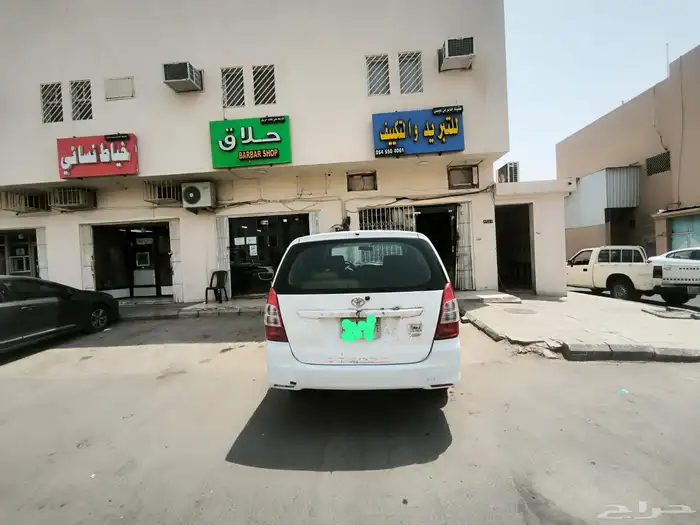 للبيع انوفا 2012 2