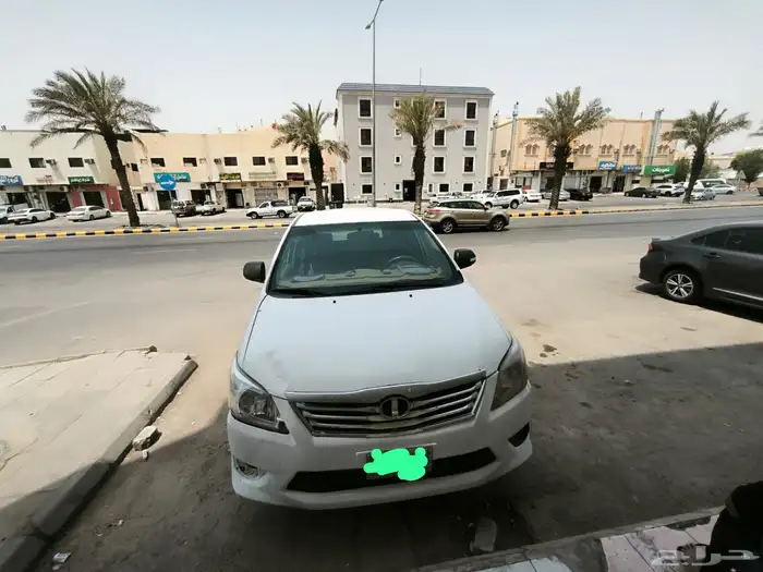للبيع انوفا 2012 3