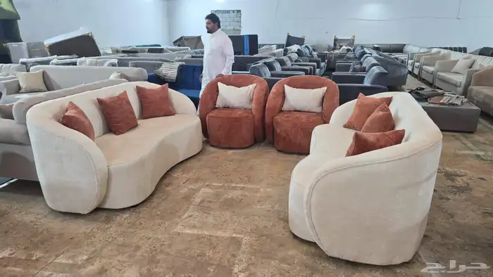 كنب جديد جاهز حرف ال و7نفر شامل التوصيل 10