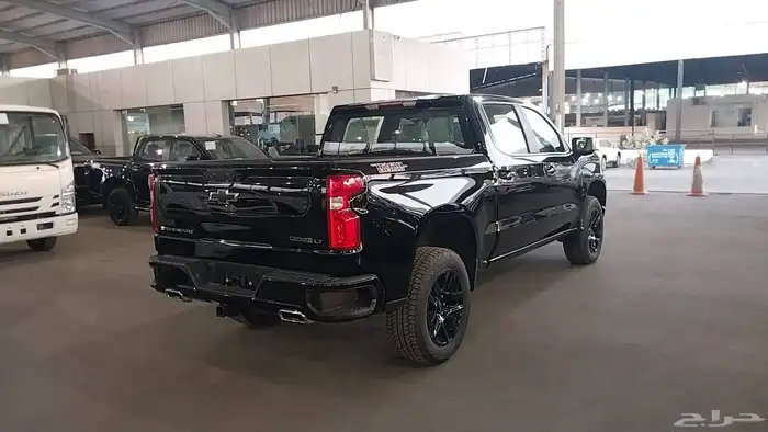 شفروليه سلفرادو Z71 LT بكب غمارتين 2025 13
