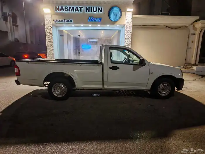 للبيع سيارة ازيزو ديماكس ديزل موديل 2008 8
