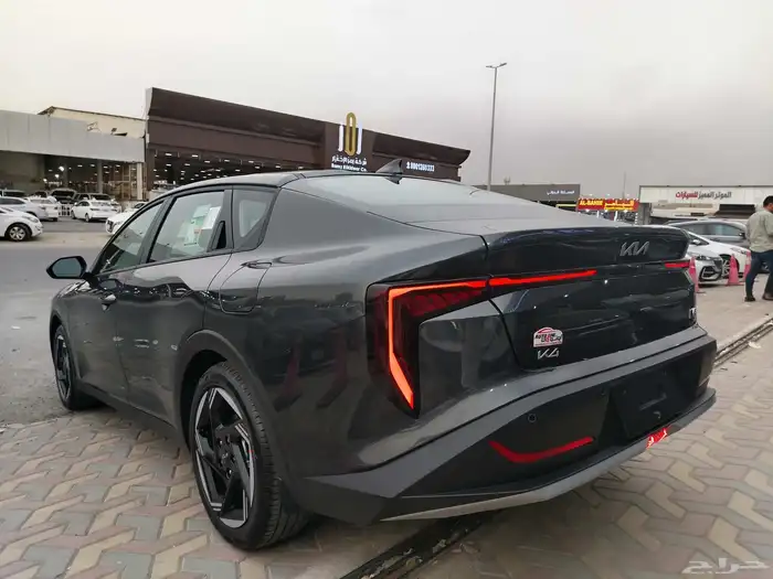 كيا K4 نص فل GLS 2.0 موديل 2026 3