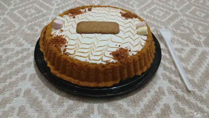 كيك وحلا أشكال مختلفه كميه محدوده يوميا بنصف السعر 4