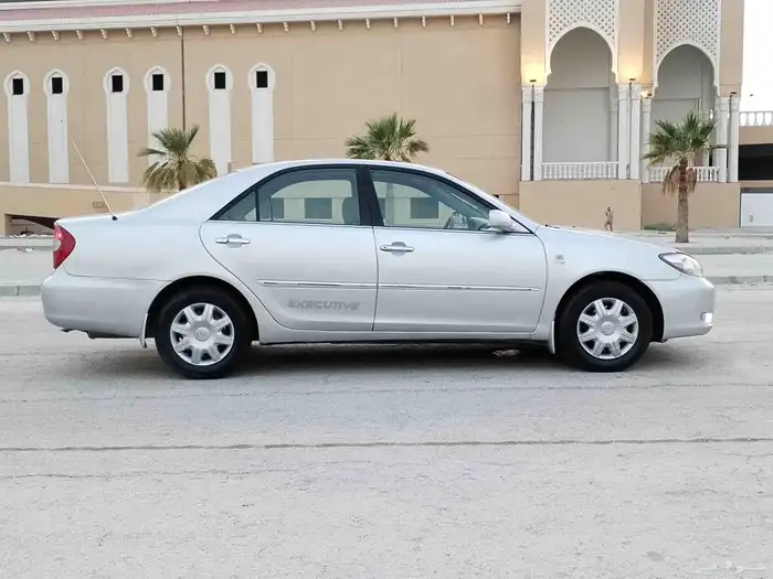تايوتا كامري مديل 2003 13
