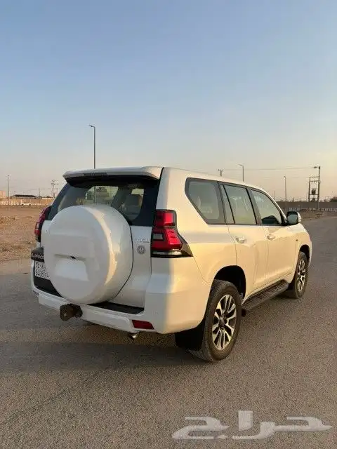 جيب تويوتا برادو 2022 6سليندر ممشى100 3