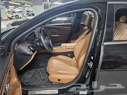 مرسيدس-بنز E300 2024 استيراد من كوريا - معرض العصيمي 11