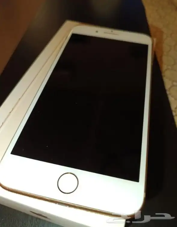iPhone 8 plus شبه الجديد 1