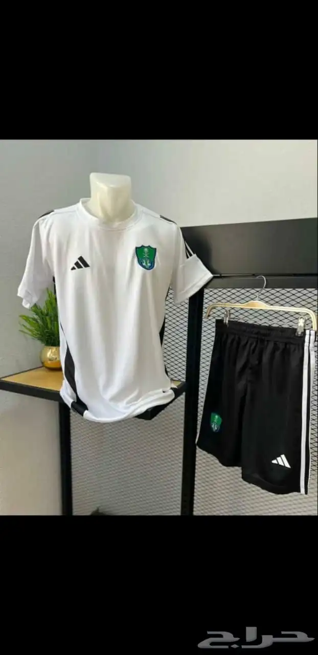 اطقم وتيشرتات نادي الاهلي ونادي الاتحاد طباعه اسم حسب طلب 9