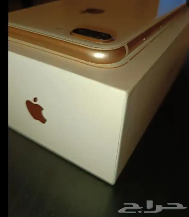 iPhone 8 plus شبه الجديد 0