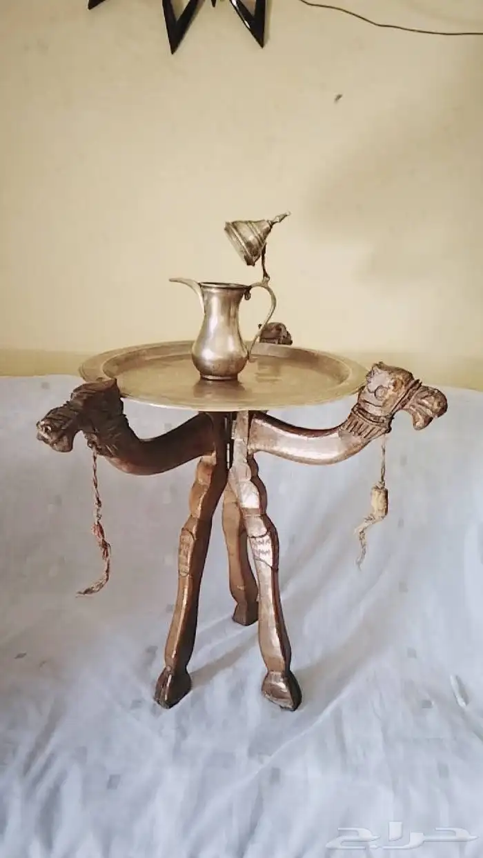 طاوله علي شكل جمل للعرض فقط 6
