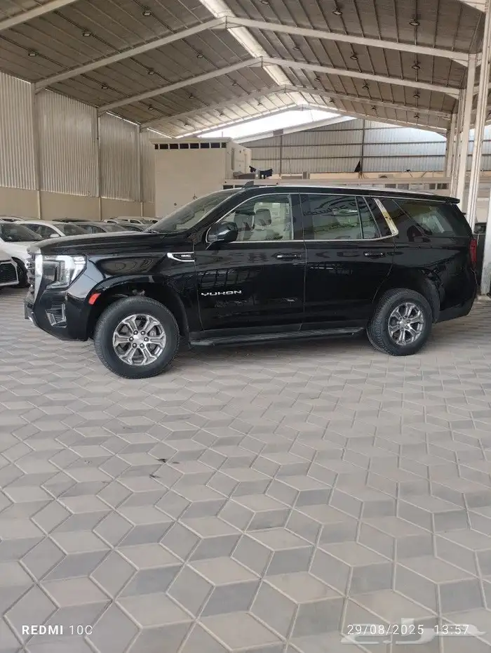 GMC YUKON 2023 SLE 6