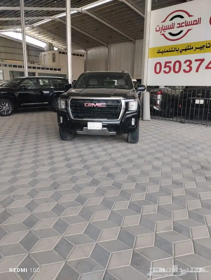 GMC YUKON 2023 SLE 3