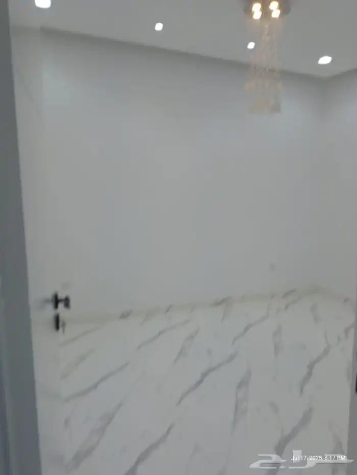 فيلا للبيع مساحه 300 حي الرمال الجنادريه 3